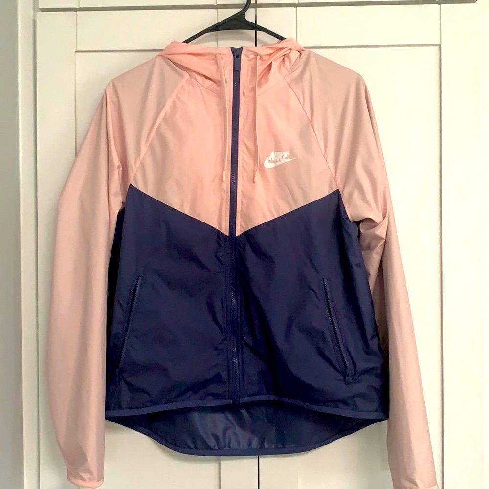 ✨HP✨ Nike Windbreaker